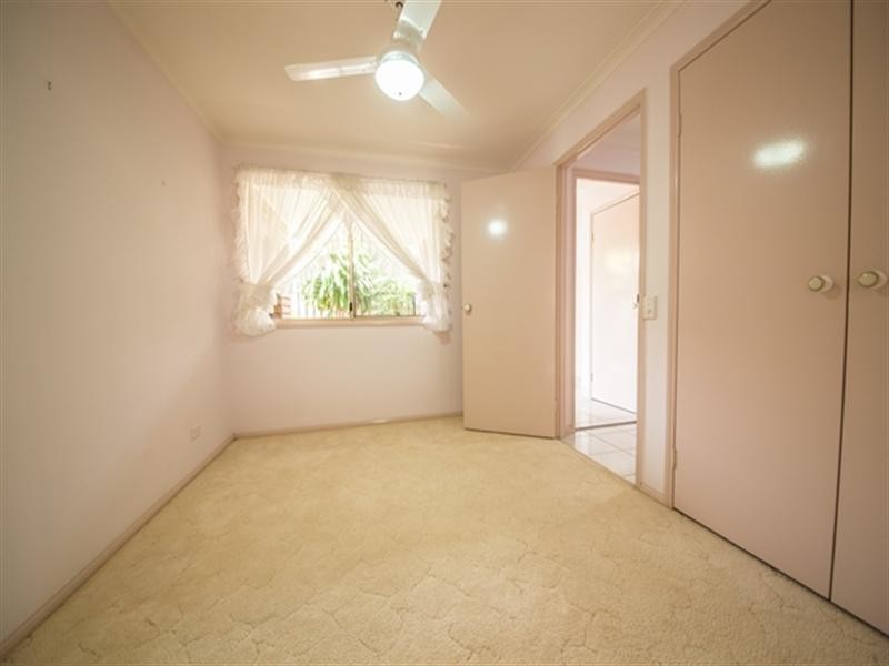 8 Oakleigh Circuit, Robina QLD 4226