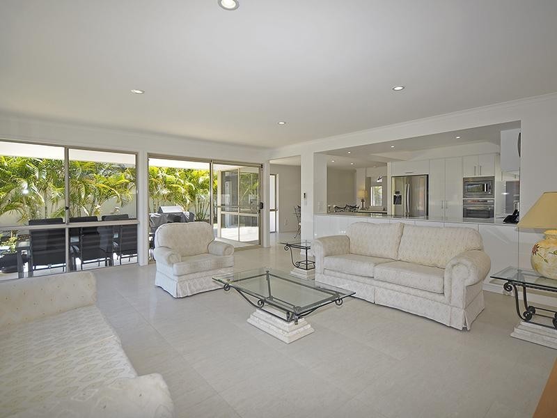 123/40 Cotlew St E, Southport QLD 4215