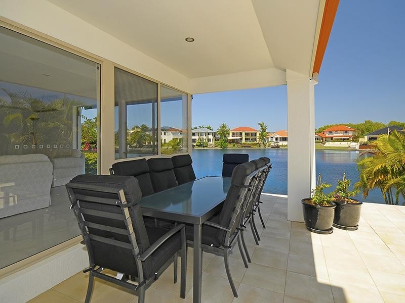 123/40 Cotlew St E, Southport QLD 4215