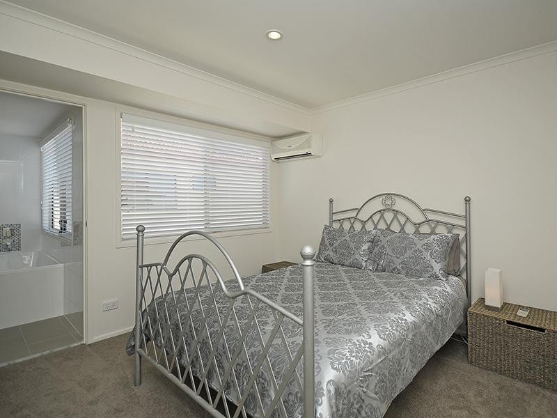 123/40 Cotlew St E, Southport QLD 4215