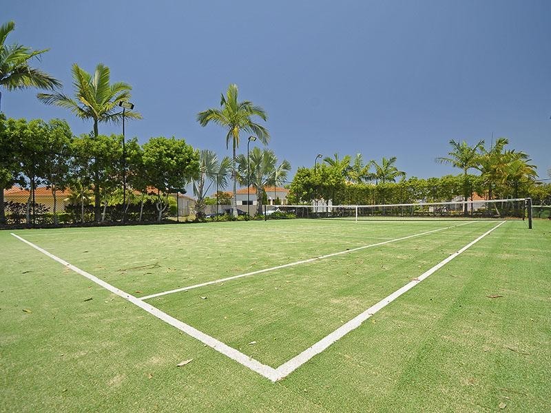 123/40 Cotlew St E, Southport QLD 4215