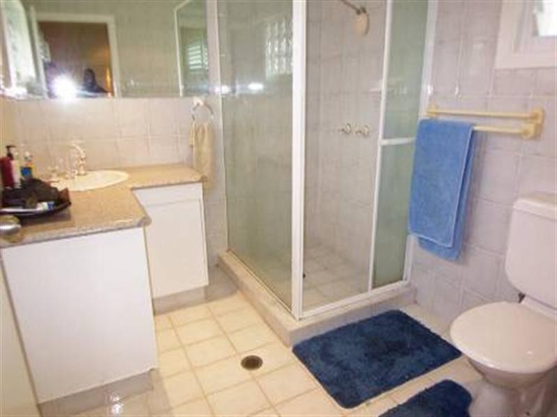 49 Allambi Avenue, Broadbeach Waters QLD 4218