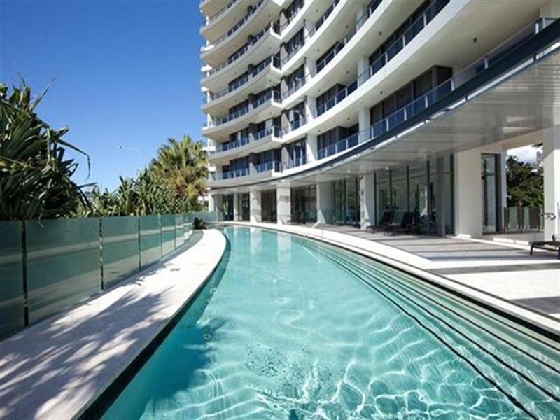 37/173 Old Burleigh Road, Broadbeach QLD 4218