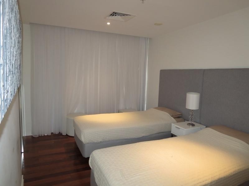 37/173 Old Burleigh Road, Broadbeach QLD 4218