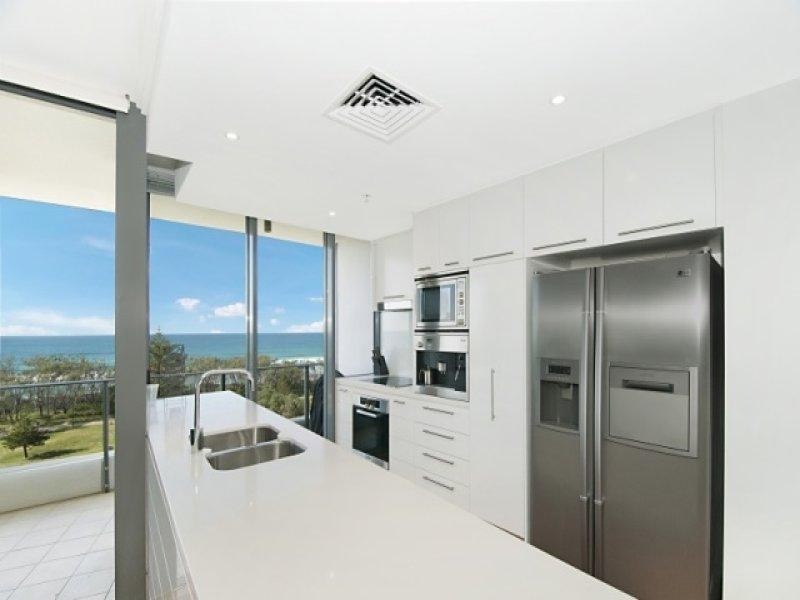 37/173 Old Burleigh Road, Broadbeach QLD 4218