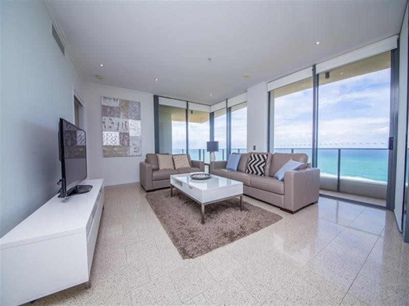 37/173 Old Burleigh Road, Broadbeach QLD 4218