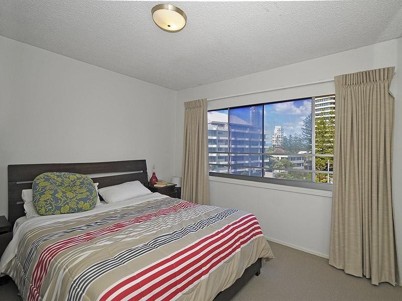 Unit 402/43 Garfield Terrace, Surfers Paradise QLD 4217