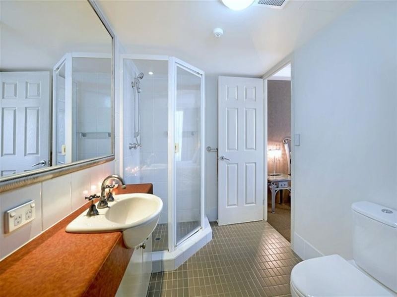 216/198 Surf Parade, Surfers Paradise QLD 4217