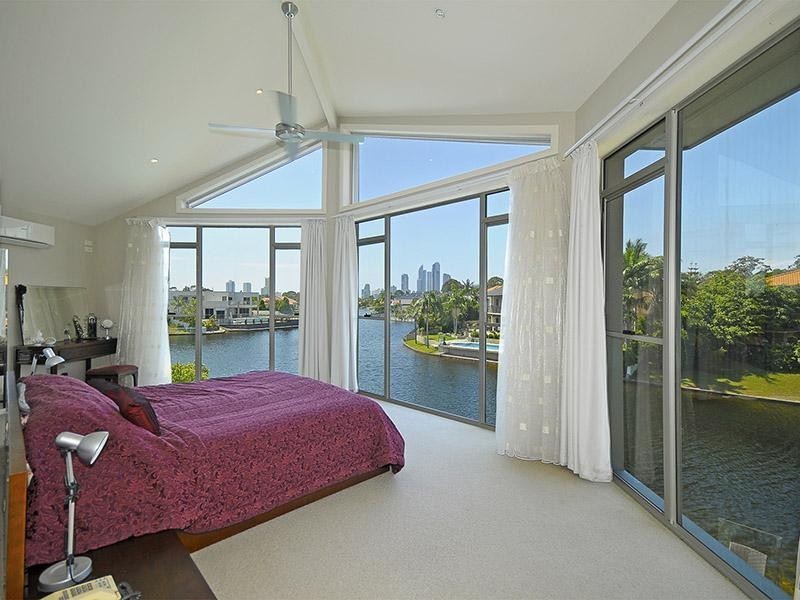 93/40 Cotlew Street East, Southport QLD 4215