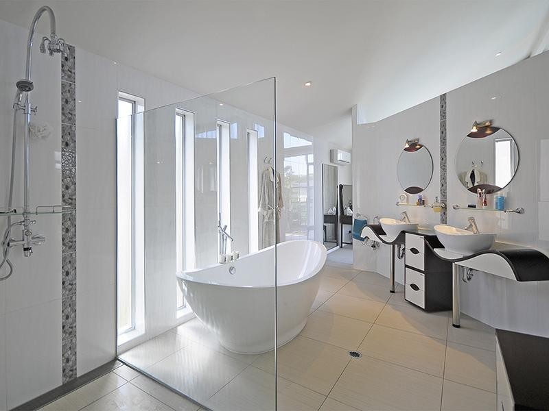 93/40 Cotlew Street East, Southport QLD 4215