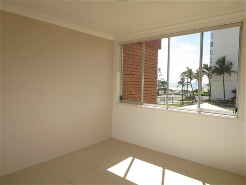 8/10 Frederick Street, Surfers Paradise QLD 4217