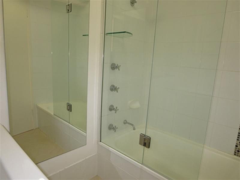 8/10 Frederick Street, Surfers Paradise QLD 4217