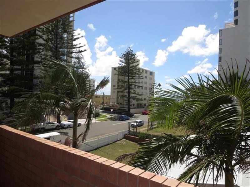 8/10 Frederick Street, Surfers Paradise QLD 4217