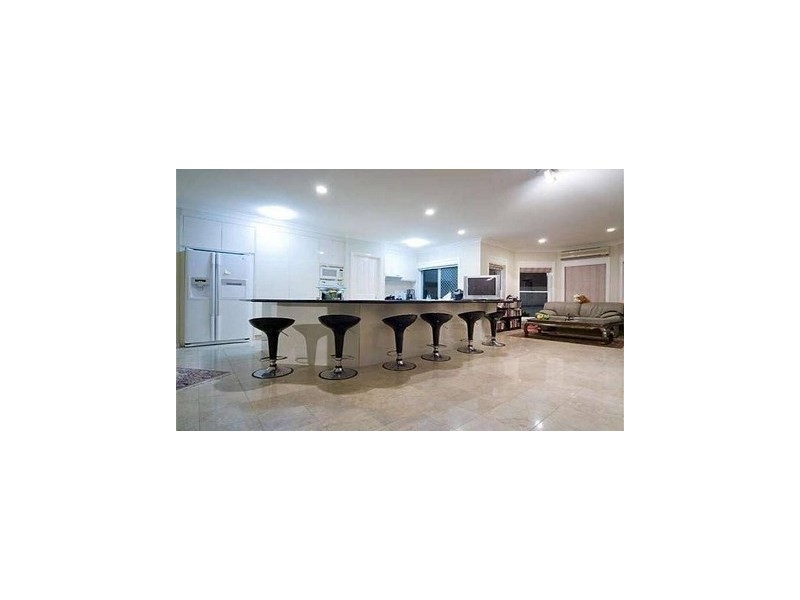 116/40 Cotlew Street East, Southport QLD 4215