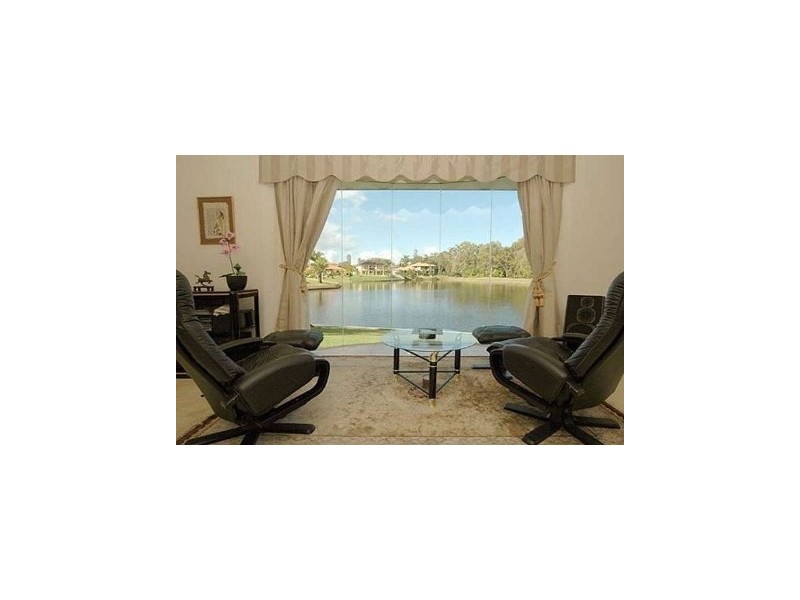 116/40 Cotlew Street East, Southport QLD 4215