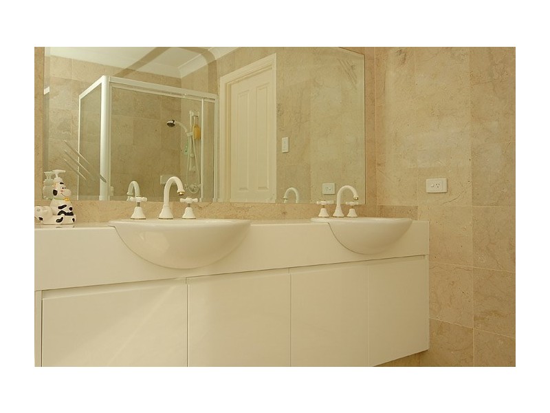 116/40 Cotlew Street East, Southport QLD 4215