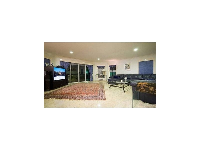 116/40 Cotlew Street East, Southport QLD 4215