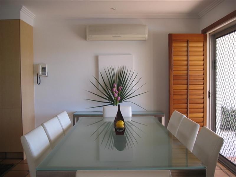 6 Moomba Court, Sorrento QLD 4217