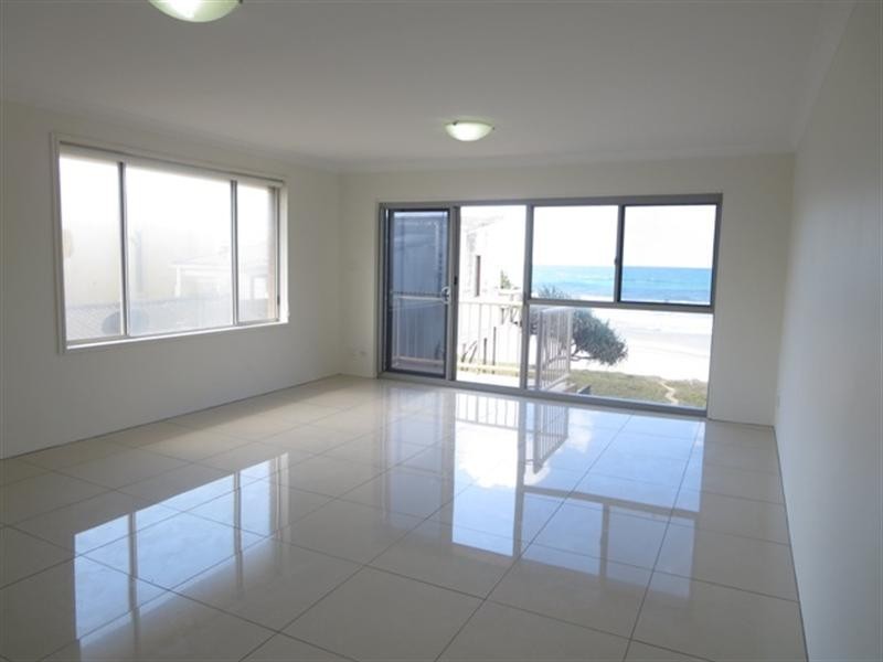 6/61 Hedges Avenue, Mermaid Beach QLD 4218