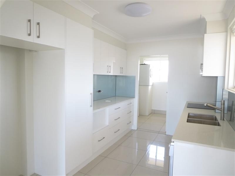 6/61 Hedges Avenue, Mermaid Beach QLD 4218