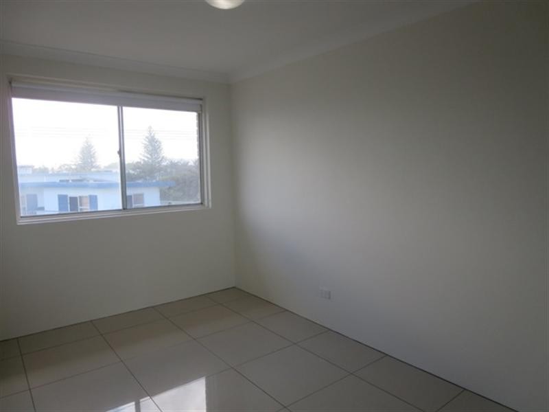 6/61 Hedges Avenue, Mermaid Beach QLD 4218