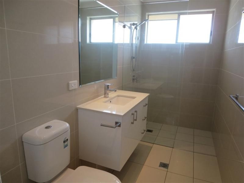 6/61 Hedges Avenue, Mermaid Beach QLD 4218