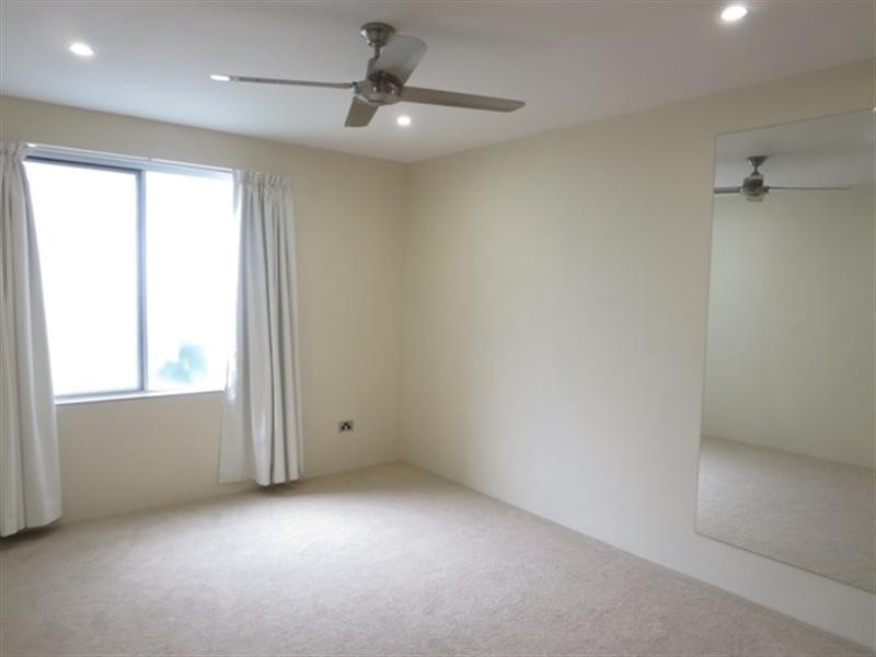 1/20 Tamborine Street, Mermaid Beach QLD 4218