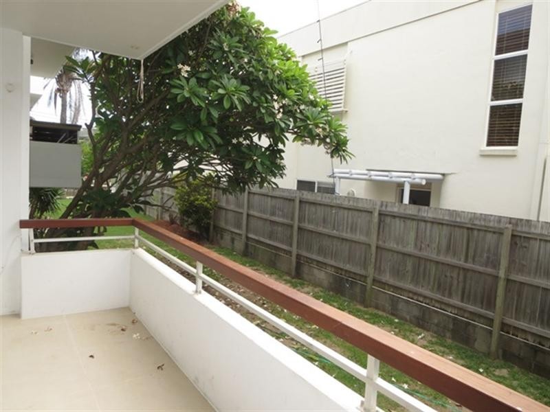 1/20 Tamborine Street, Mermaid Beach QLD 4218