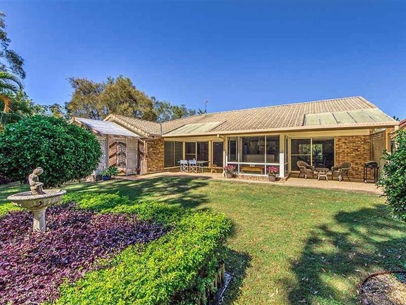 8 Nunawading Court, Robina QLD 4226