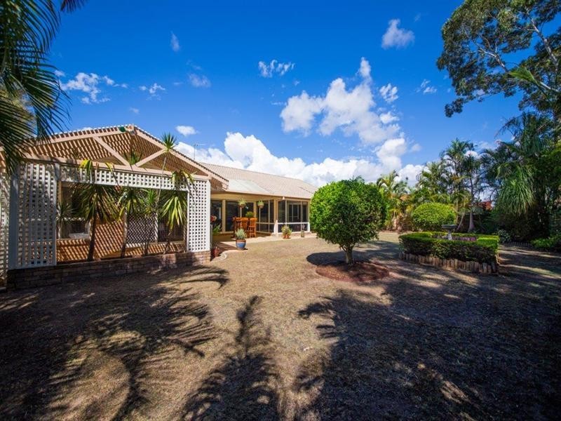 8 Nunawading Court, Robina QLD 4226