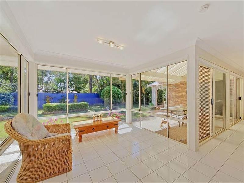 8 Nunawading Court, Robina QLD 4226