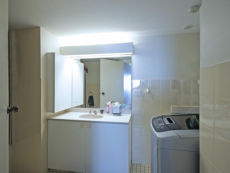 15c/50 Old Burleigh Road, Surfers Paradise QLD 4217