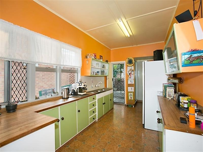 38 George Street East, Burleigh Heads QLD 4220