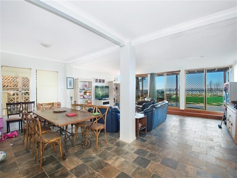 476 The Esplanade, Palm Beach QLD 4221