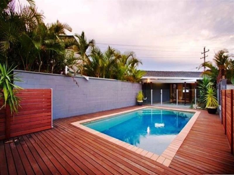 15 Rio Vista Boulevard, Broadbeach Waters QLD 4218