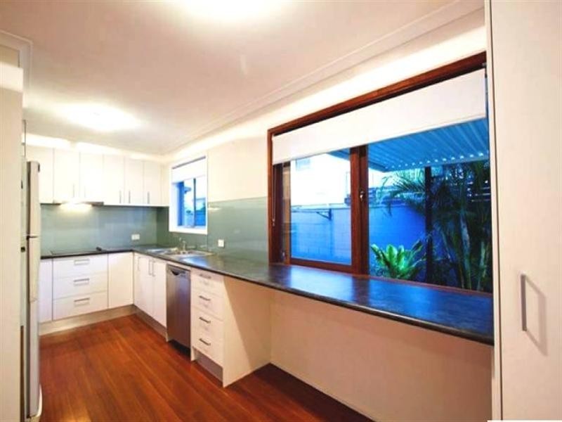 15 Rio Vista Boulevard, Broadbeach Waters QLD 4218