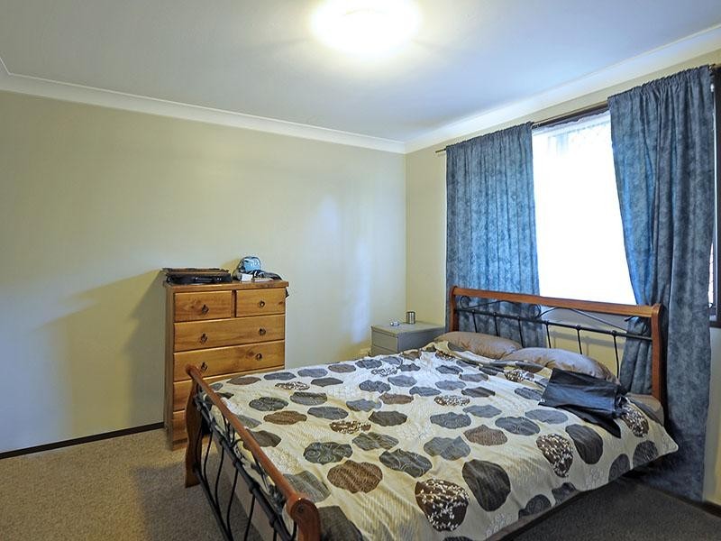 4 Chainey Avenue, Miami QLD 4220