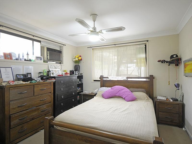 4 Chainey Avenue, Miami QLD 4220