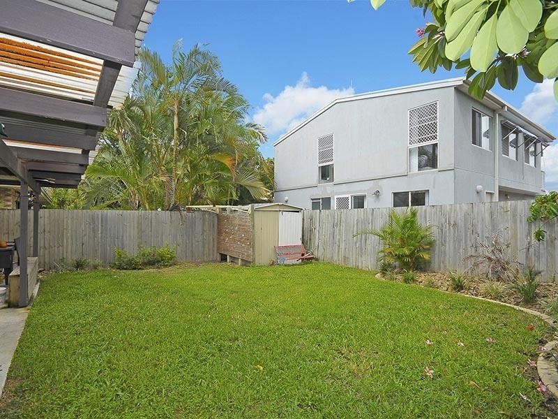 4 Chainey Avenue, Miami QLD 4220