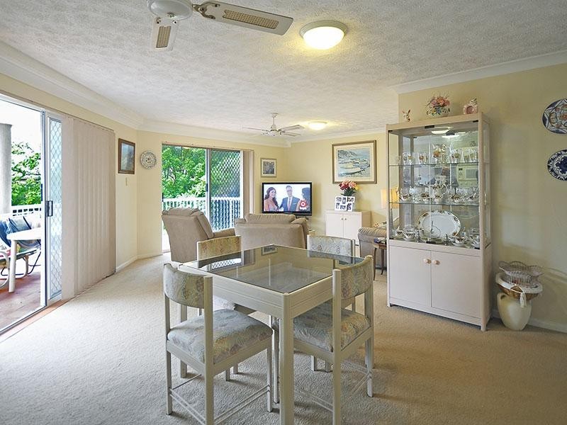 4/24 Peerless Avenue, Mermaid Beach QLD 4218