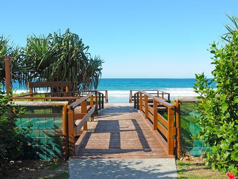 4/24 Peerless Avenue, Mermaid Beach QLD 4218