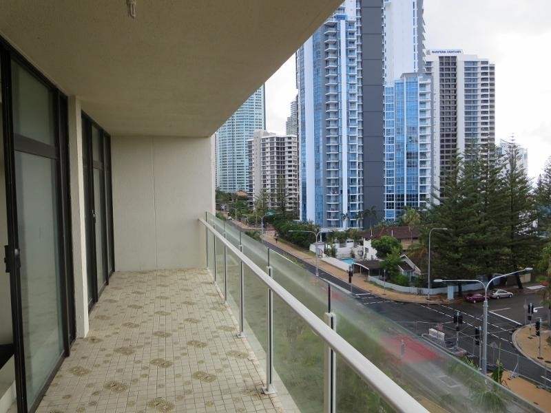 6a/33 Thornton Street, Surfers Paradise QLD 4217