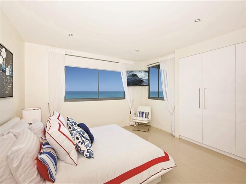 4/389 Golden Four Drive, Tugun QLD 4224