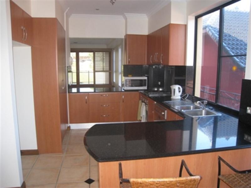 3 Brakes Crescent, Miami QLD 4220