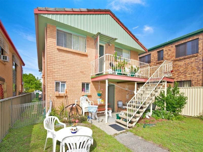 17 Glenelg Avenue, Mermaid Beach QLD 4218