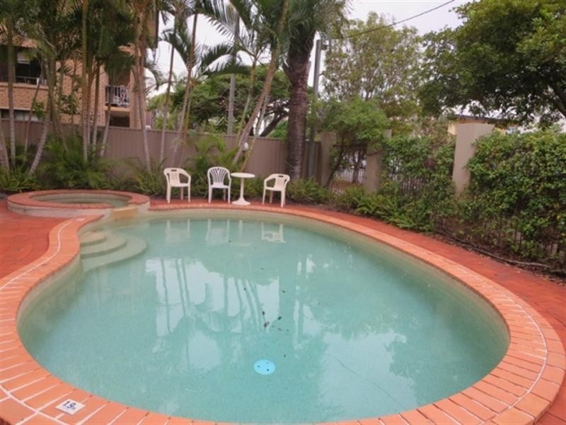 12/32 Ocean Street, Mermaid Beach QLD 4218