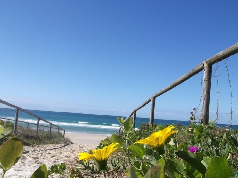 7/32 Peerless Avenue, Mermaid Beach QLD 4218