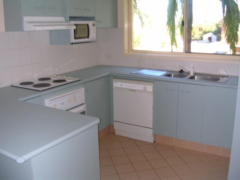 8/32 Ocean Street, Mermaid Beach QLD 4218