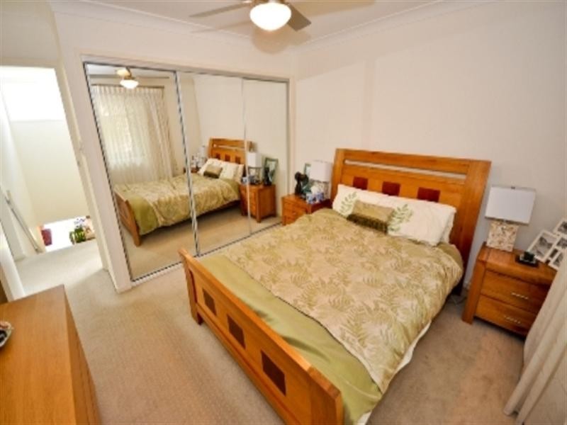 62 Ocean Parade, Burleigh Heads QLD 4220