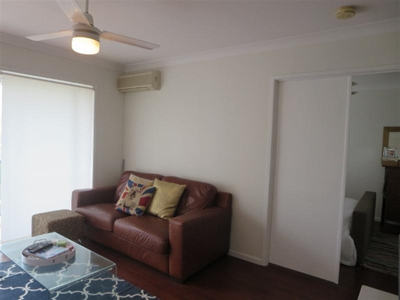 22/15 Surf Street, Mermaid Beach QLD 4218